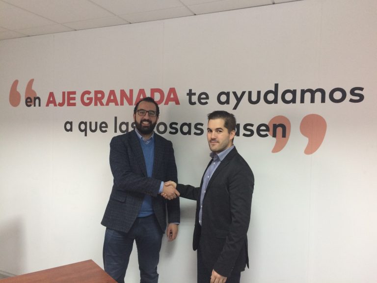 Aje Granada firma un convenio de colaboración con iwOS